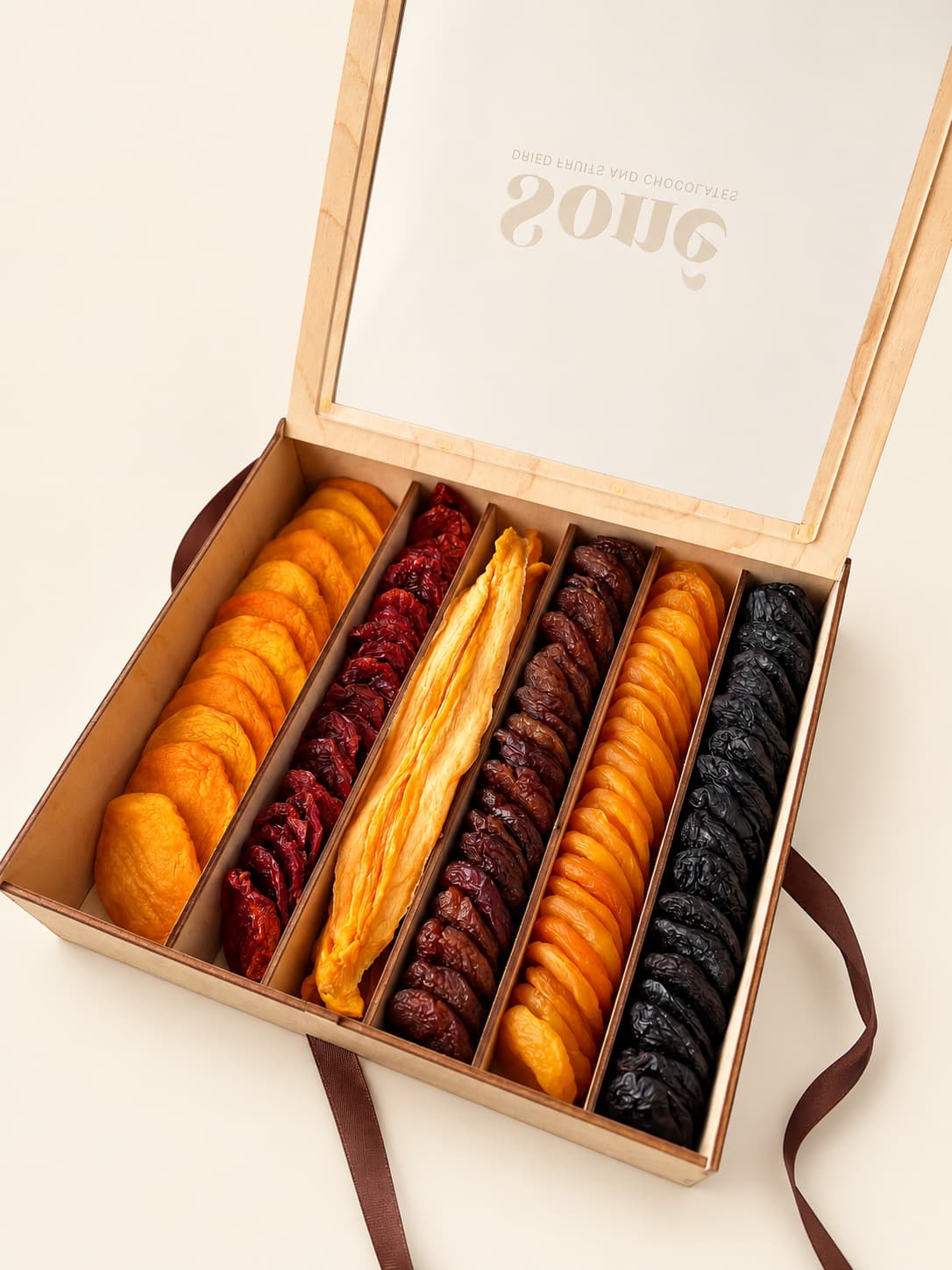 Dried Fruit Gift Box photo 2